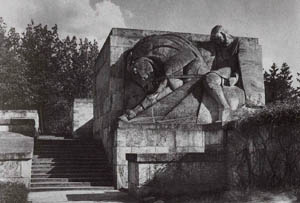 К.Зале, А.Бирзениекс и другие. Братское кладбище в Риге. 1925-1929