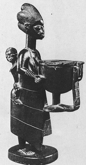232 Культовая статуэтка. Дерево. Народность йоруба, Нигерия. Национальный музей, Копенгаген
