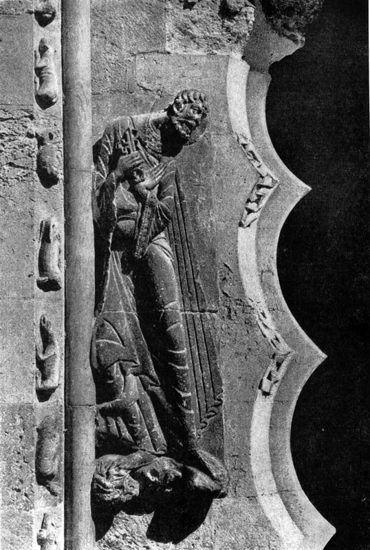 187.  Св.   Петр.   Статуя   портала   церкви   СенПьер в Муассаке. ИЗО-1135 гг.
