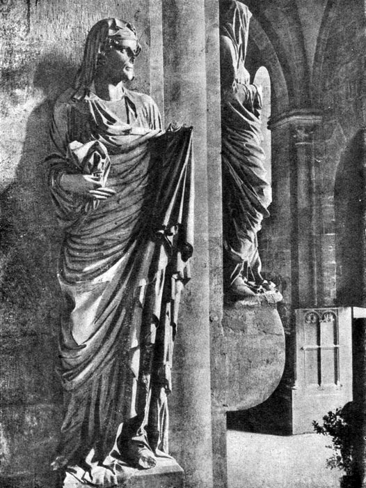267  а. Собор св. Петра и св. Георгия в Бамберге. Фрагмент интерьера со статуями Елизаветы и Марии. 1230-1240 гг.