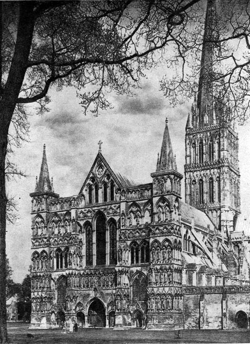 298  б. Собор в Солсбери. 1220-1270 гг.; башня над средокрестием - 14 в. Вид с юго-запада.
