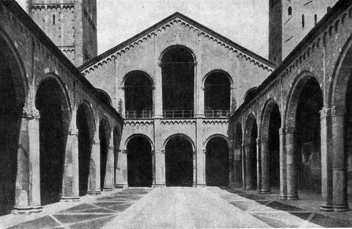 355 а. Церковь Сант Амброджо в Милане. 10- 12 вв. Фасад со стороны атрия.